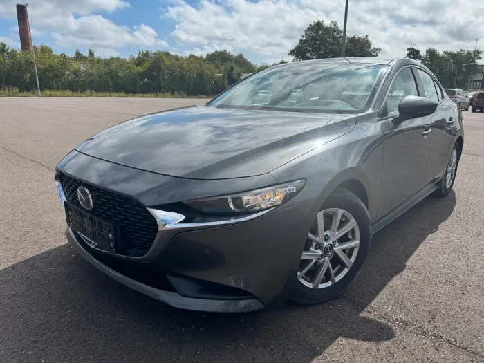 Mazda 3 1.8 SKYACTIV-D BOSE 116PS Aut. no. 88277