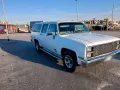 Chevrolet Suburban Silverado mit 454 Motor