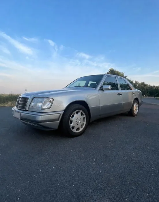 Mercedes-Benz W124 E320  Baujahr 1994 - K...
