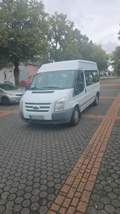 Ford Transit 9 sitzer