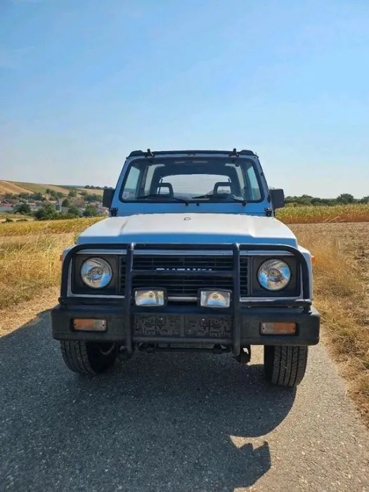 Suzuki SJ 413 SJ 40