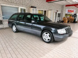 Mercedes-Benz W124 T E220 H Zulassung