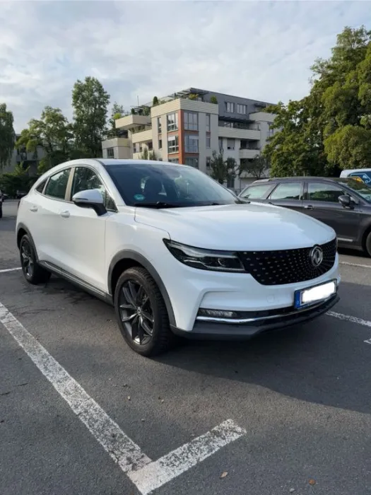 DFSK Fengon 5 - TÜV neu- Automatik- SHZ- Kamera- Navi