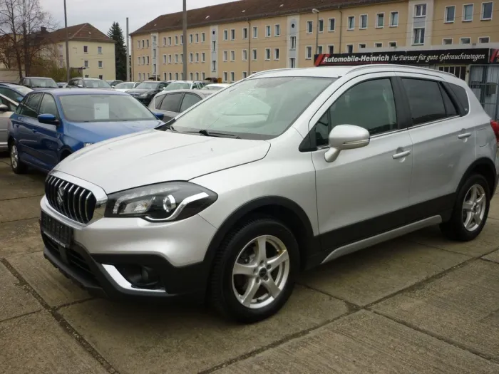 Suzuki (SX4) S-Cross GLX 1.Hand! NAVi! Rückfahrkamera!