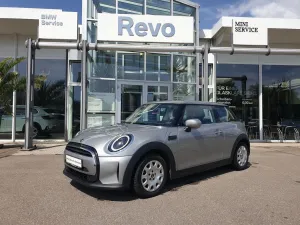 MINI Cooper Essential Trim Aut PDC Tempo DriveAss