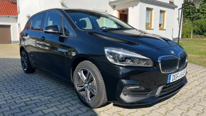 BMW 218i Active Tourer Sport Line