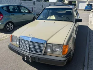 Mercedes-Benz MB 124 300 Turbodiesel, Schiebedach, Fenst...
