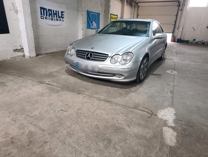 Mercedes-Benz Mercedes Benz CLK 320