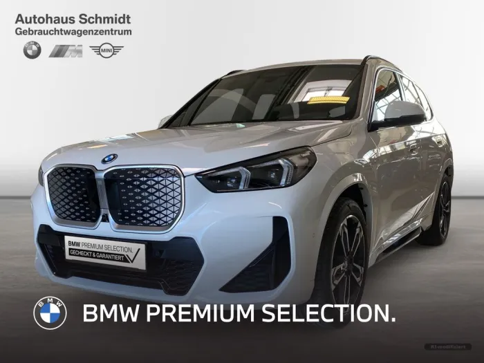 BMW iX1 xDrive30 372€ netto/mtl.*M Sportpaket*19