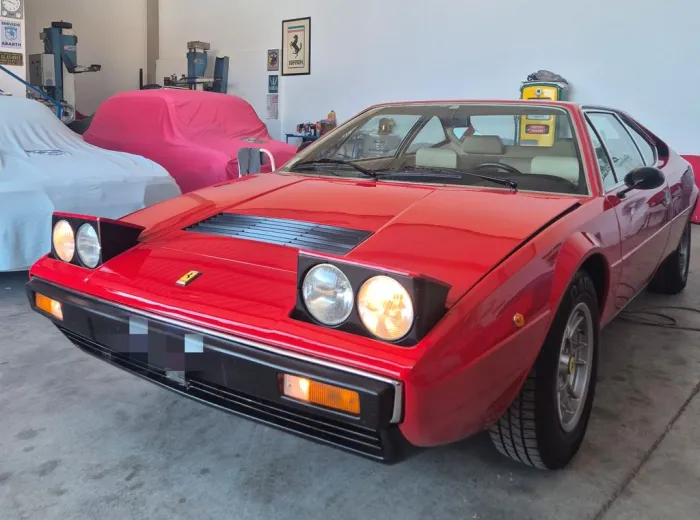 Ferrari 208 dino GT4