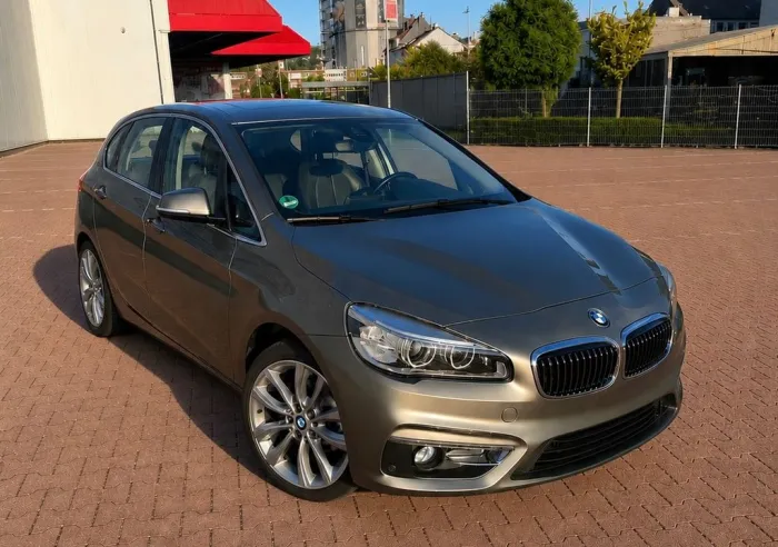 BMW 218 Active Tourer 218i Luxury Line Luxury Line