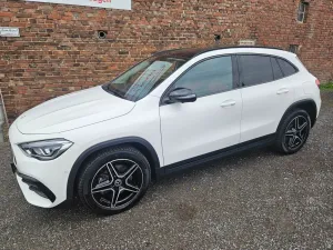 Mercedes-Benz GLA 250e AMG Line - TÜV neu
