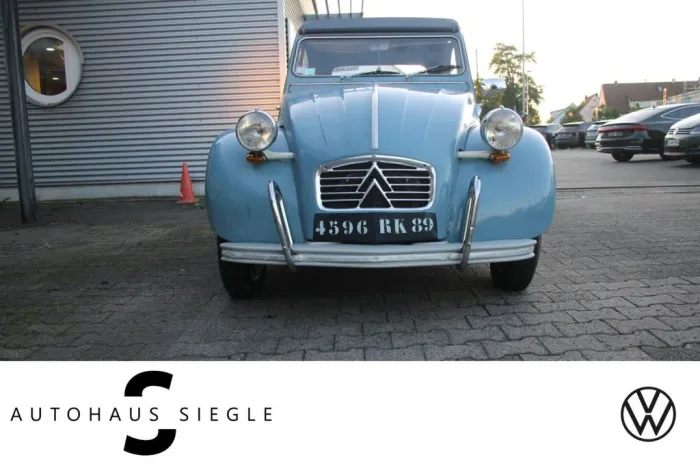 Citroën 2 CV Erstlack  Selbstmördertüren