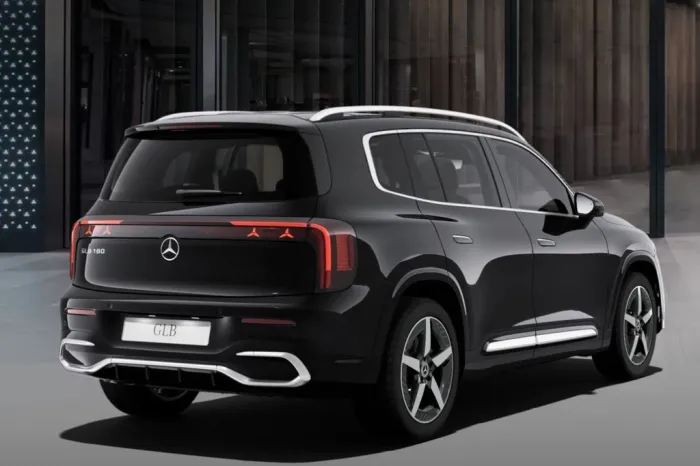 Mercedes-Benz GLB 180 AMG Line