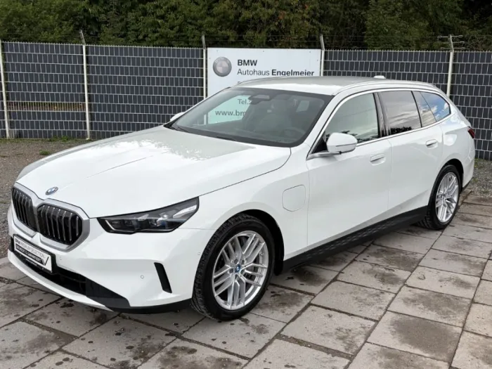BMW 550 e xDrive Touring AHK Harm/Kard DrivAssisProf