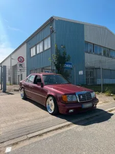 Mercedes-Benz Mercedes W124 230E-AMG Paket-Klima,Tempoma...