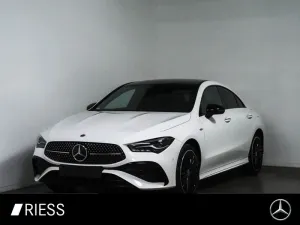 Mercedes-Benz CLA 250 e Coupé mit EQ Hybrid Technologie