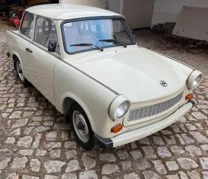 Trabant P601  Baujahr 1988  nur 1 Fahrzeug...