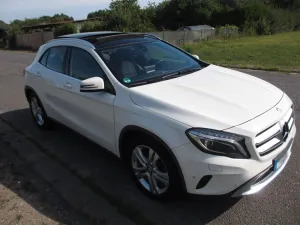 Mercedes-Benz GLA 180 Urban*NAVI*PDC*SHZ*LED*
