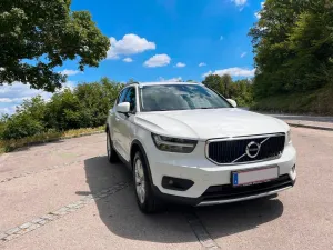 Volvo XC40 T3 Momentum Pro 163 PS