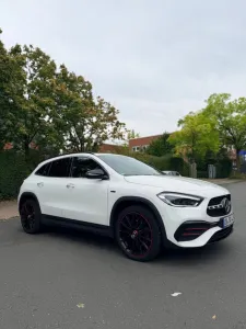 Mercedes-Benz GLA 250 e DCT Progressive