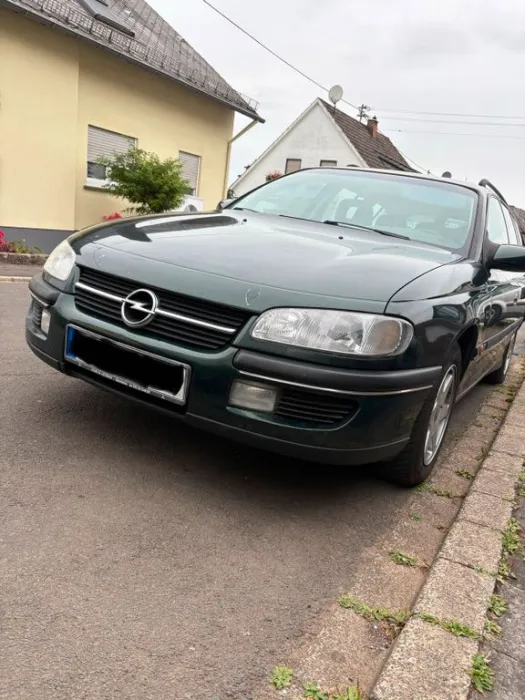 Opel Omega b caravan bj 1996 verkaufe/ tau...