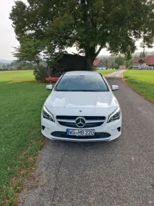 Mercedes-Benz CLA 180 Shooting Brake Urban