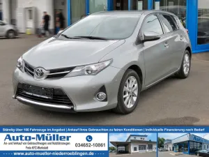 Toyota Auris Life+ Kamera Tempomat Sitzheizung 1. Hand