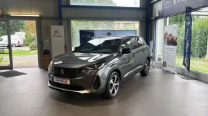 Peugeot 5008 1.5HDI Allure 7-Sitz/AHK/ACC/CarPlay/Sitzhe