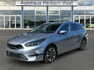 Kia Ceed_sw GOLD Plus 1.5 T-GDI Automatik Navi Klima
