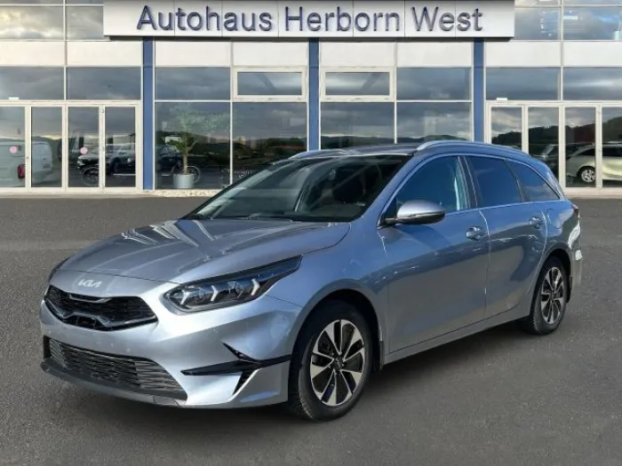 Kia Ceed_sw GOLD Plus 1.5 T-GDI Automatik Navi Klima