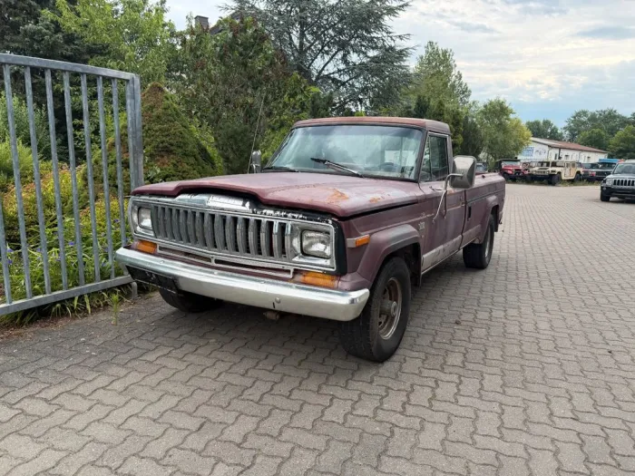 Jeep J10 4x4 5,8l V8