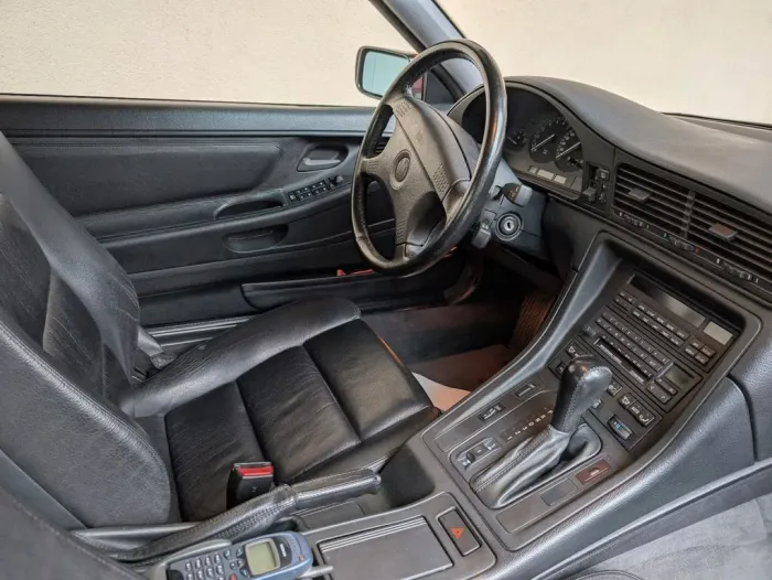 BMW 850Ci Auto Rost ist keiner vorhanden.