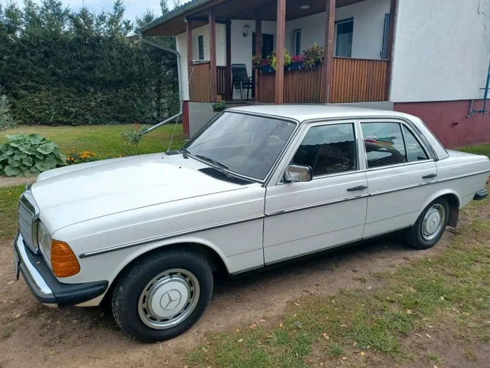 Mercedes-Benz Mercedes W123 300D HU 07/2028 Autom. Tempo...