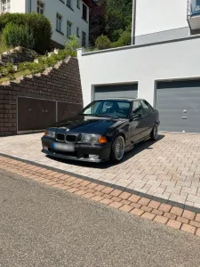 BMW E36 325i