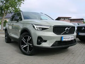 Volvo XC40 NOVC-HEV Plus Dark LED ACC H&K 360º