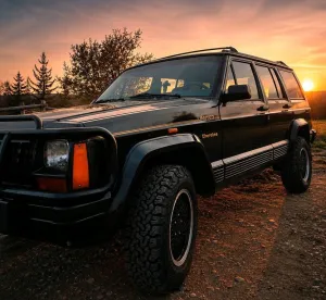 Jeep Cherokee XJ Limited 4.0 High Output -...