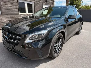Mercedes-Benz GLA 200 2HD*AUTOM*CAM*NAVI*TEMP*18
