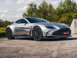 Aston Martin Vantage V12 Coupé / 1 of 333 / Aluminite   Ch. R