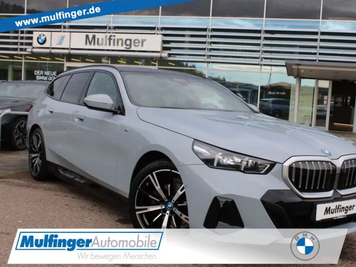 BMW 530e xDr.T.M Sport IntAktLenk.PanoD.AutoBahnAss