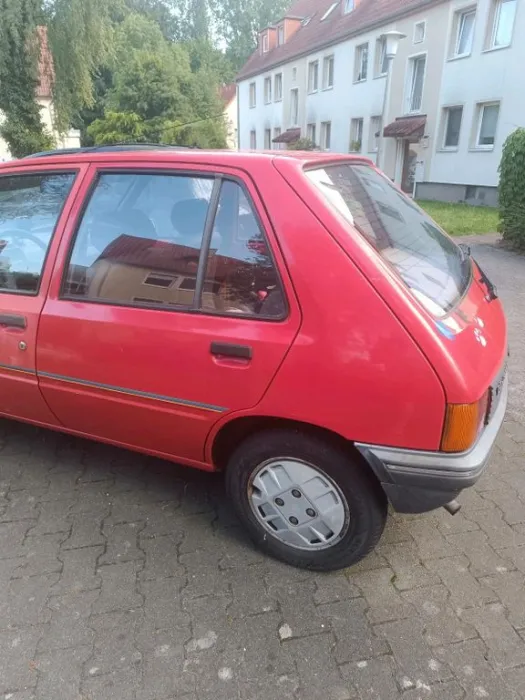 Peugeot 205