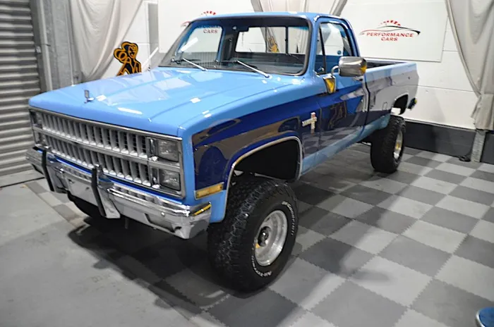 Chevrolet Silverado C15 6,1 DIESEL H-KENNZEICHEN-GEPFLEGT