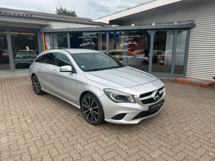 Mercedes-Benz CLA Shooting Brake CLA 200 AHK Klima PDC MFL