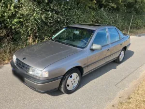 Opel Vectra A 1,6i GLS, Servo, 2. Hand, orig. 1...