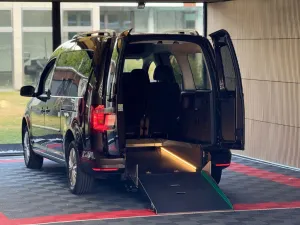 Volkswagen Caddy  Maxi Highline Behindertengerecht-Rampe