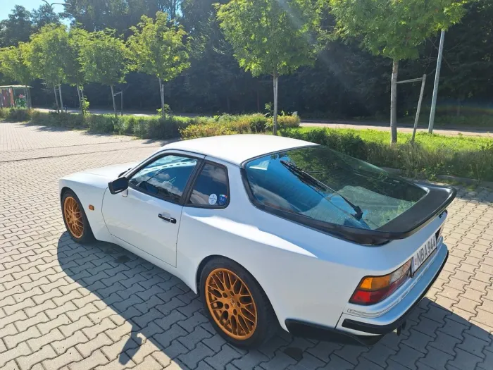 Porsche 944 S2 250ps