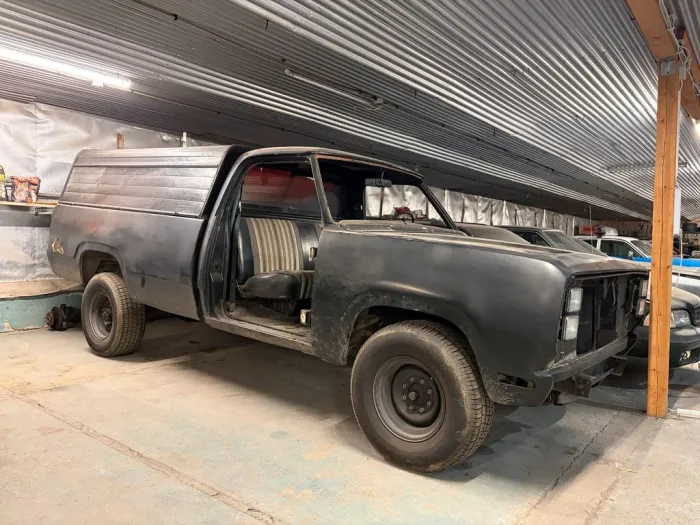 Other Dodge D200/W200 komplett + Ersatzteile