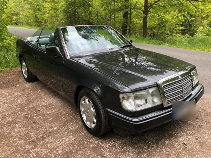 Mercedes-Benz Mercedes 300 CE 24 Cabrio