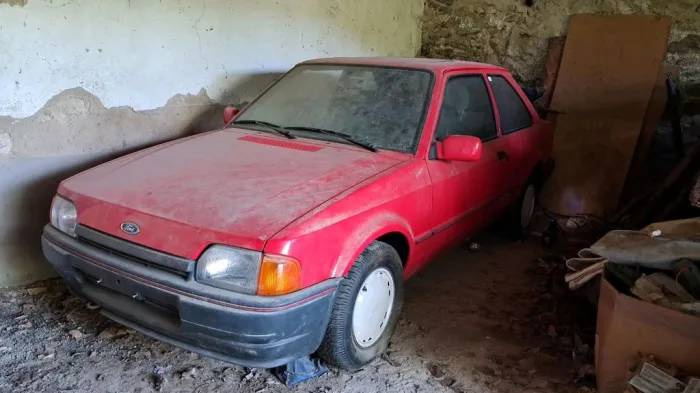 Ford Escort 4 Coupe 1,4 nur 16000 km!!! Ec...