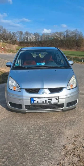 Mitsubishi Colt Mit Neue TÜV